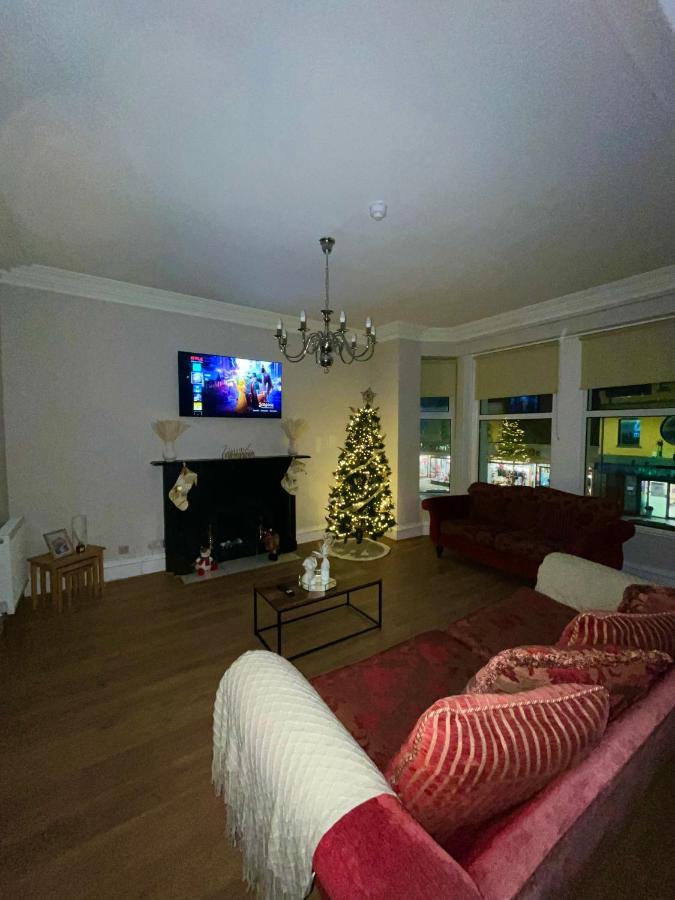 57 Main Street Newcastle Luxury Central Apartment מראה חיצוני תמונה
